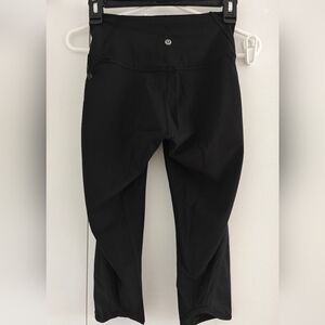 lululemon black cropped side mesh leggings NEW